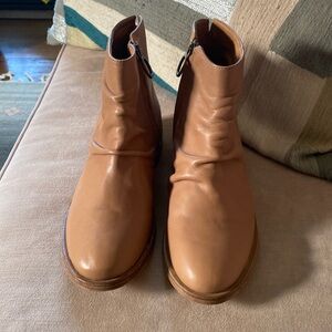 NEW Beek Quail Leather Ankle Boots in Saddle